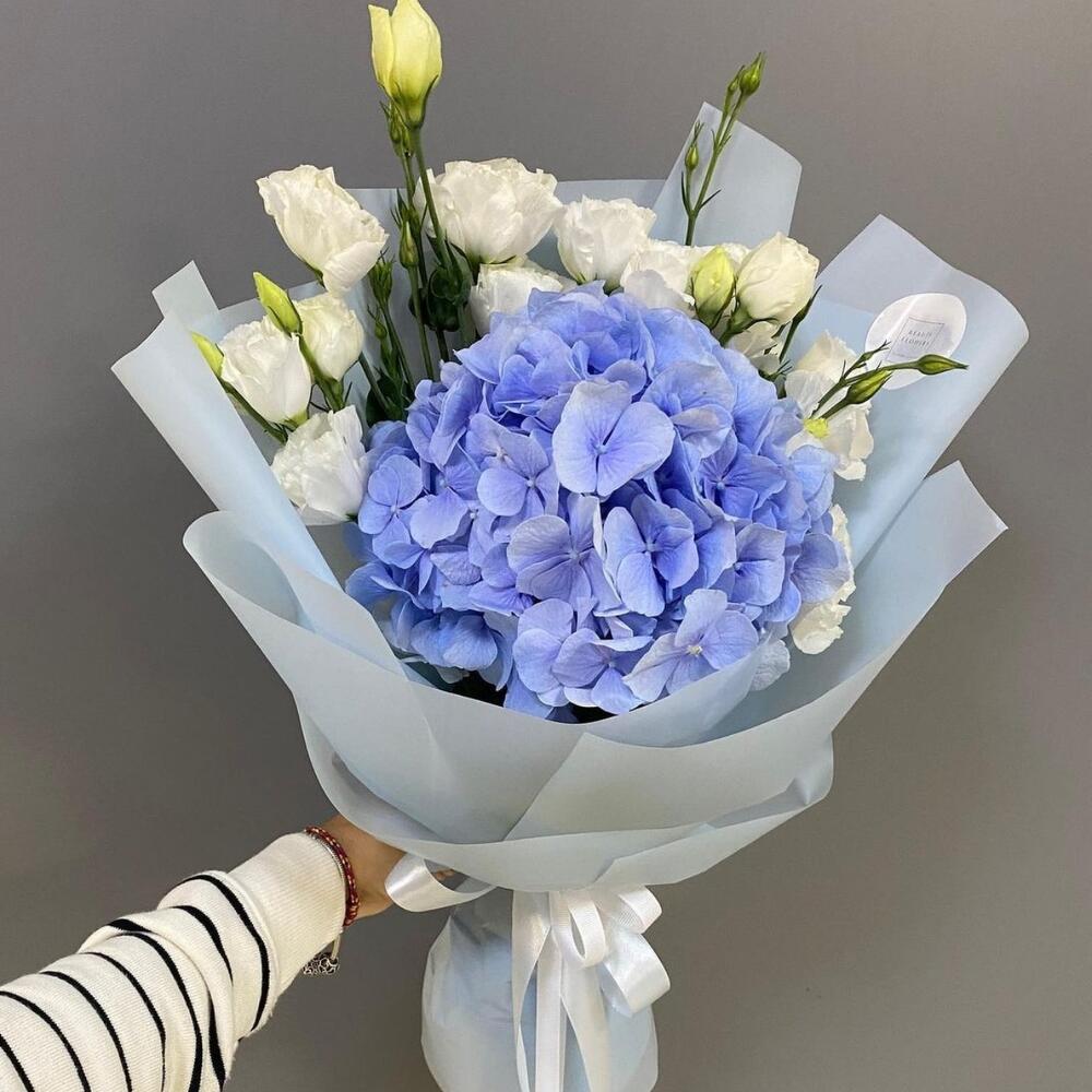 Букет гортензия с эустомой